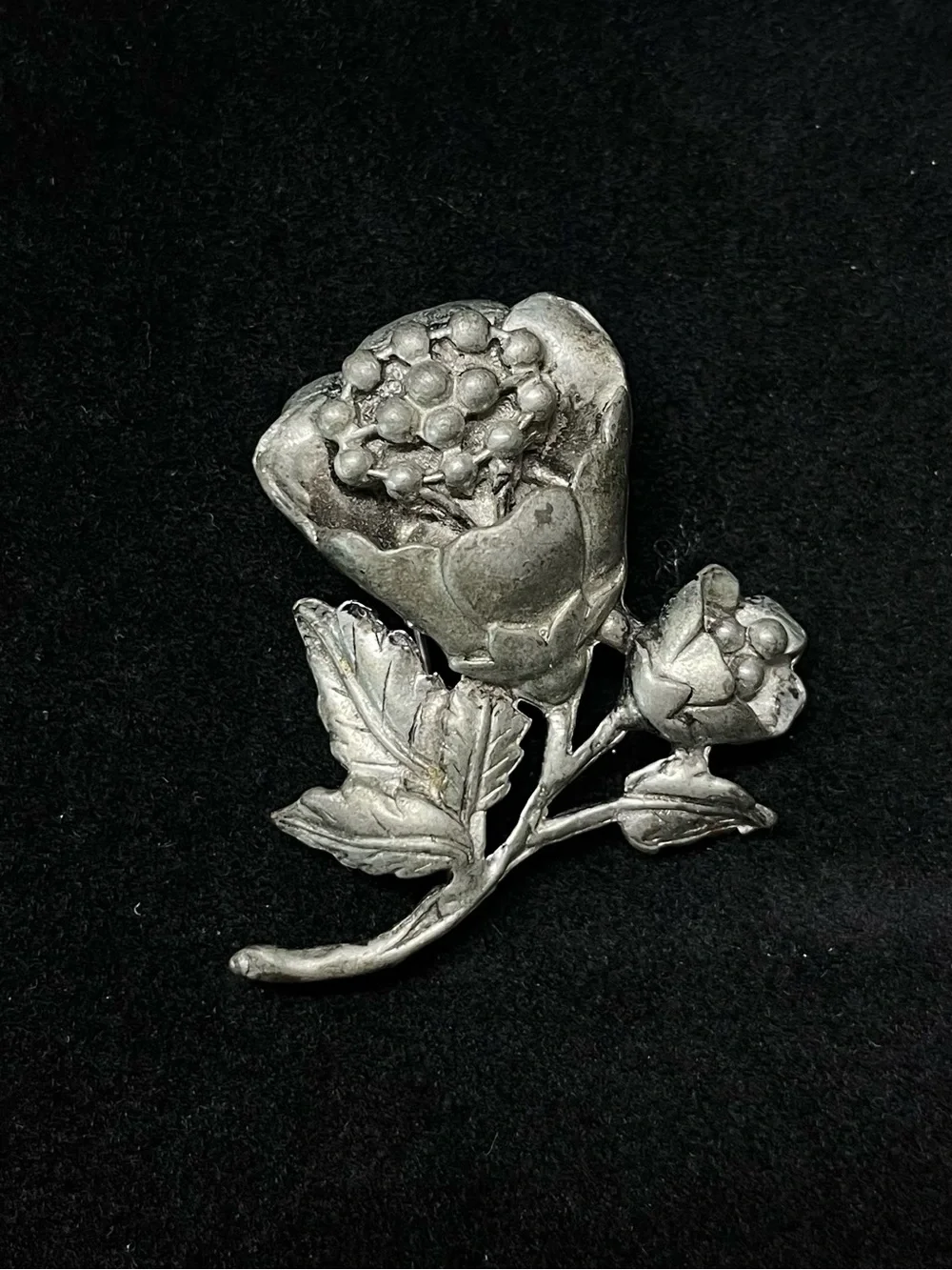 Vintage Silver Tone Floral Flower Brooch Pin